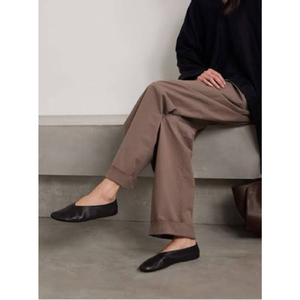 NIB The Row Black Leather Stella Ballet Flats size 10